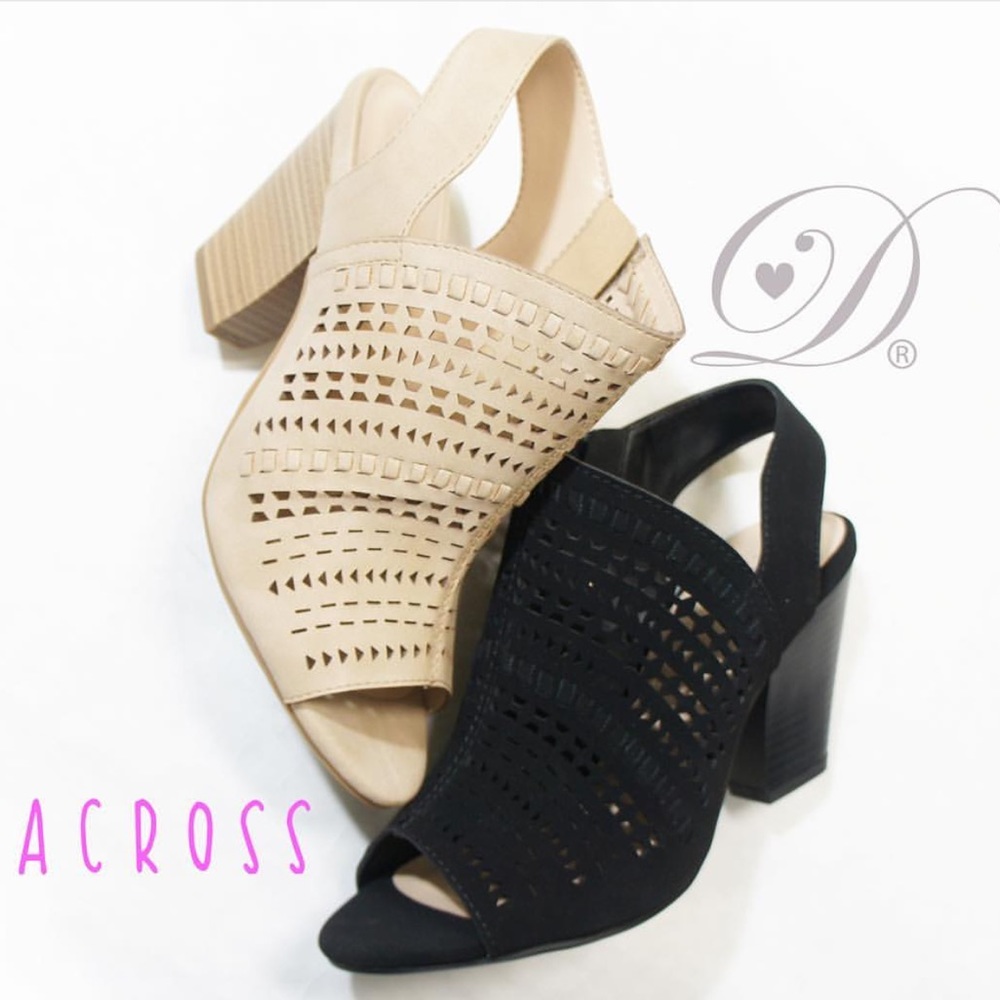 NEW Delicious Taupe Cut Stacked Wood Bootie Sandal - Picture 3 of 6